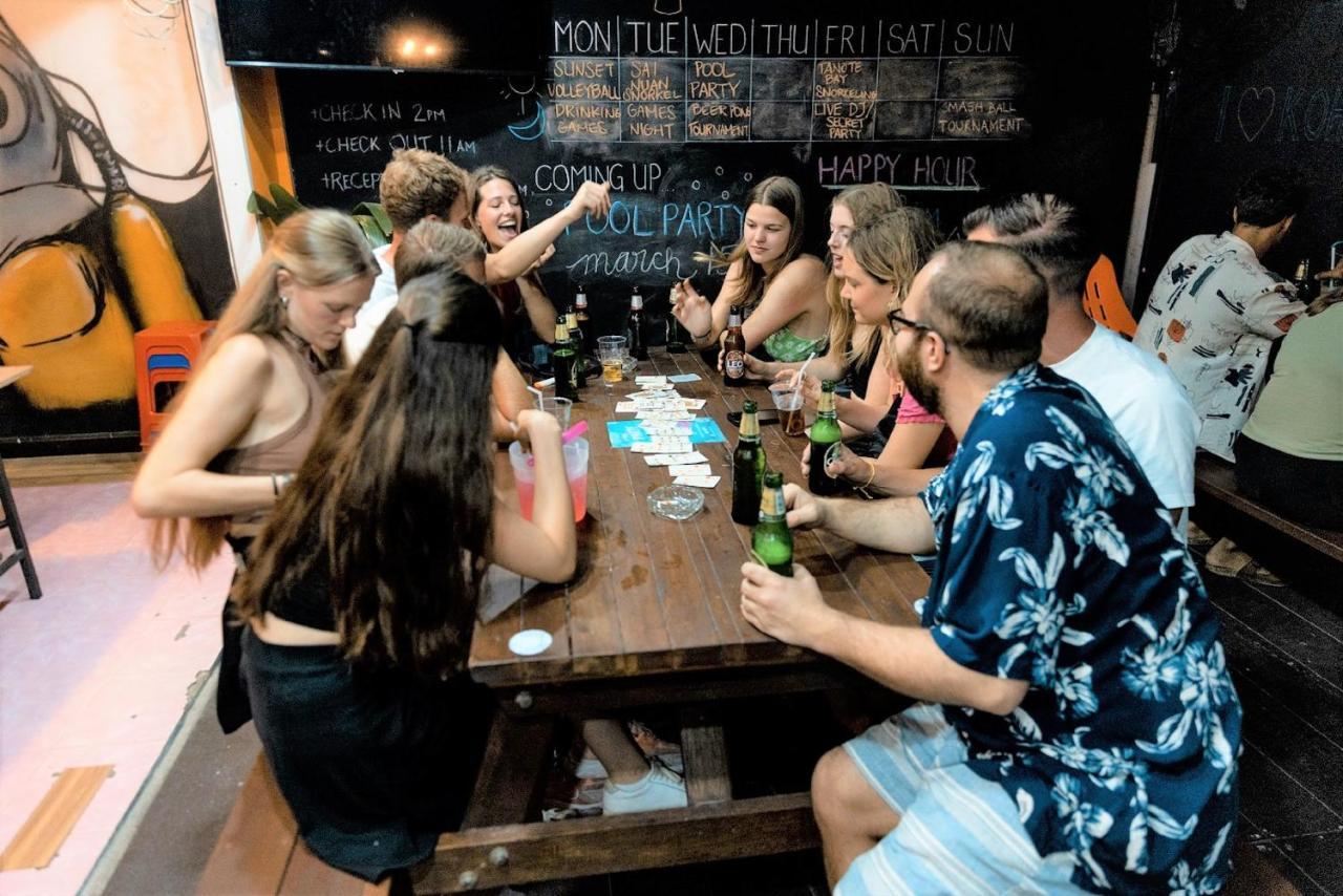 Revolution Koh Tao Hostel Bagian luar foto